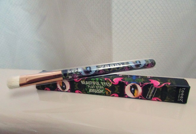 January2015GlossyBox3