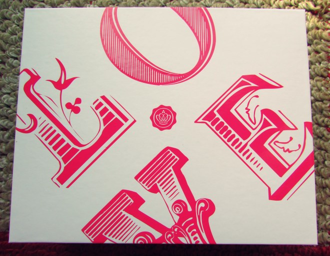 February2015GlossyBox1