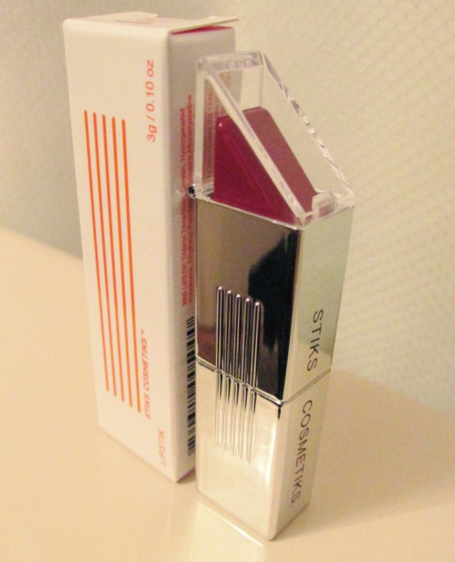 September2015GlossyBox2