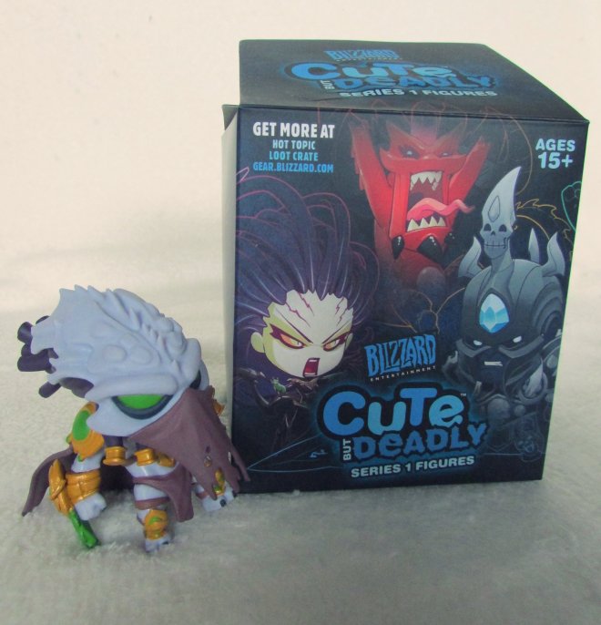 November2015LootCrate09